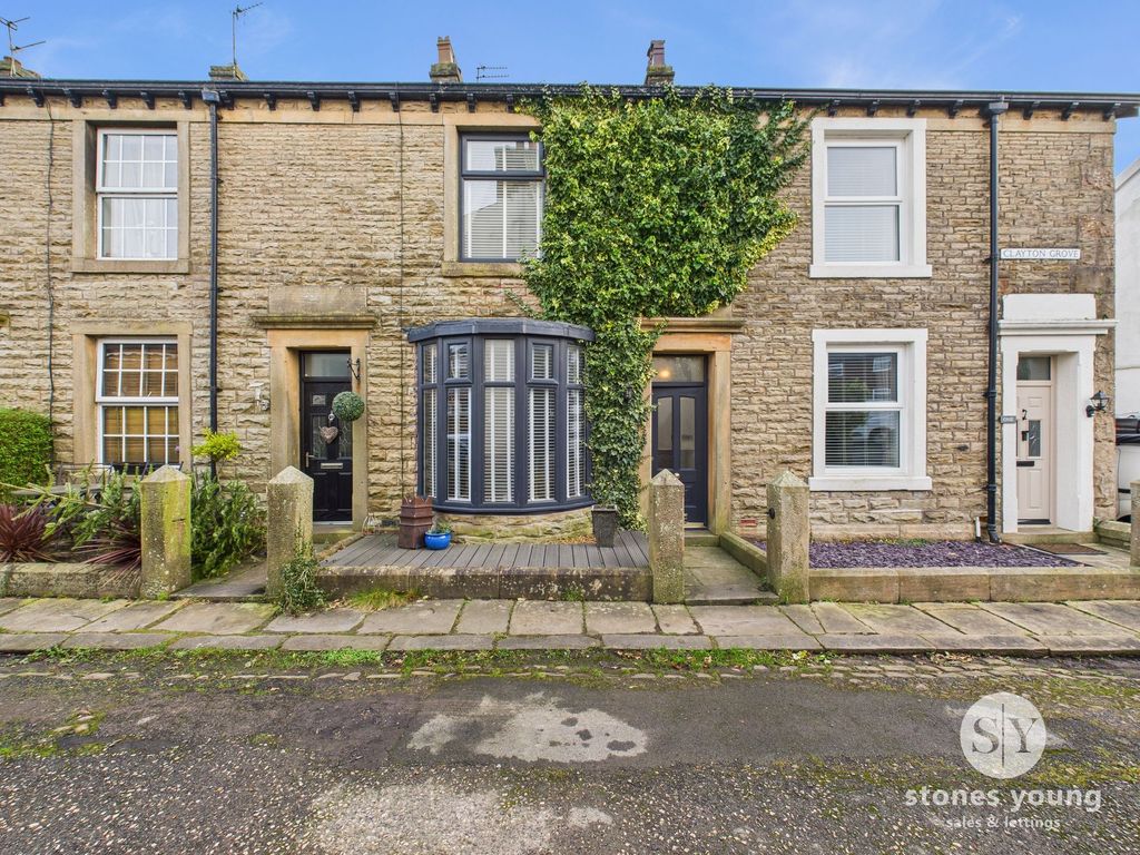 Property photo 1 of 19