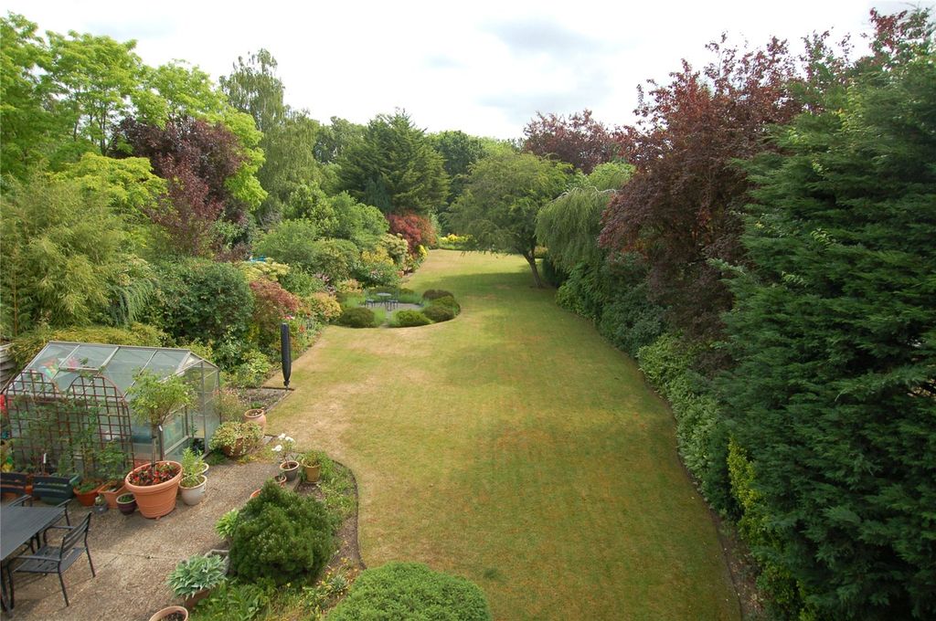 Property photo 3 of 39 Picture No. 34