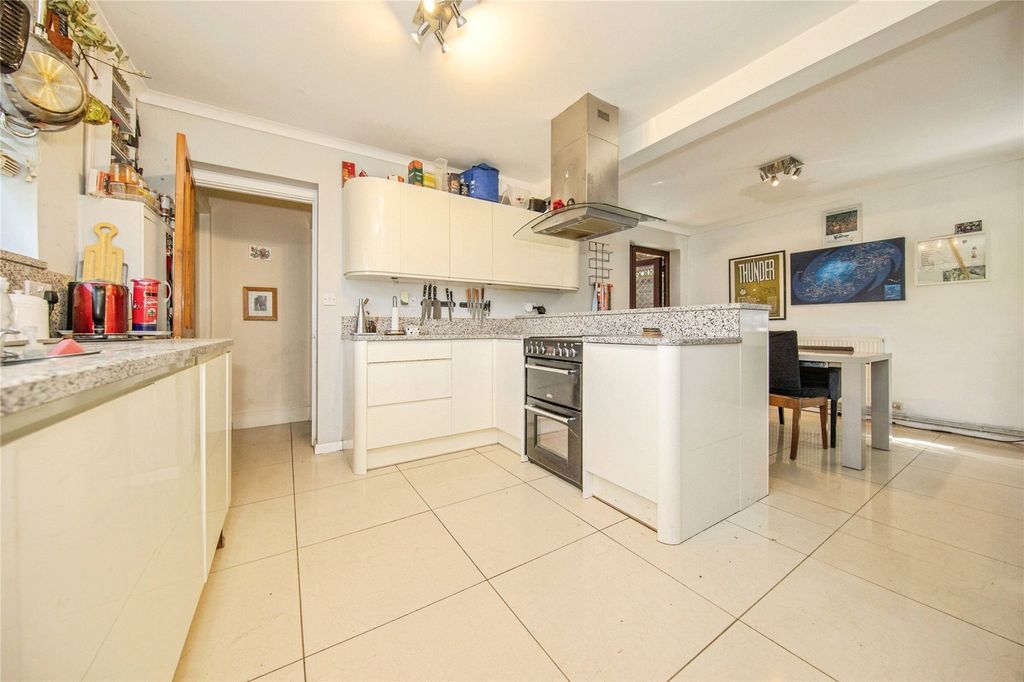 Property photo 3 of 24 Picture No. 07