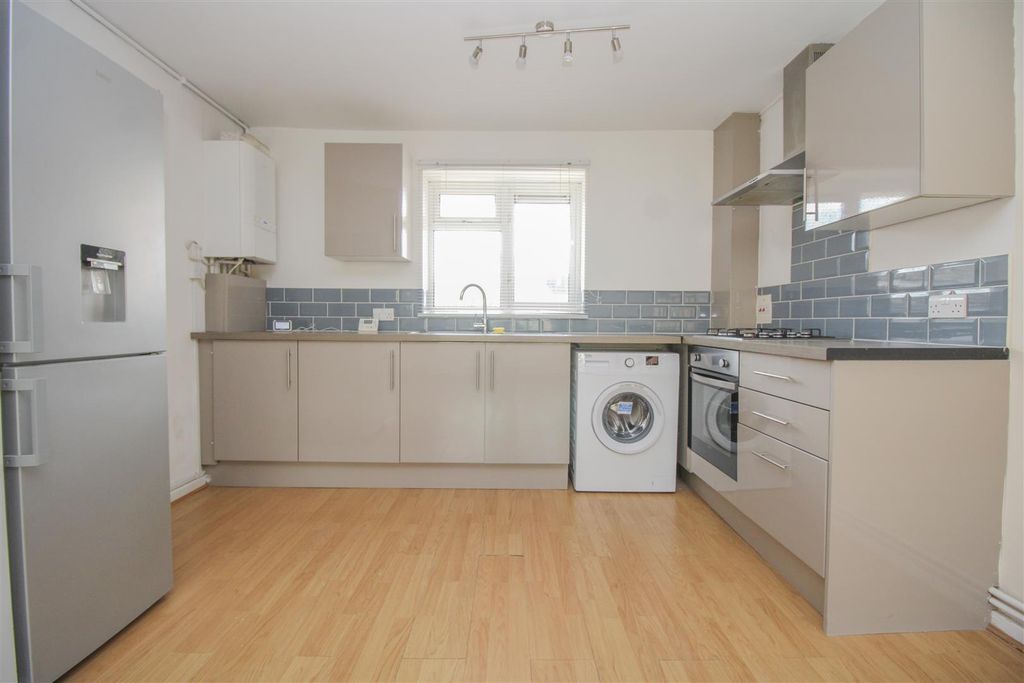 Property photo 3 of 7 Img_9563.Jpg