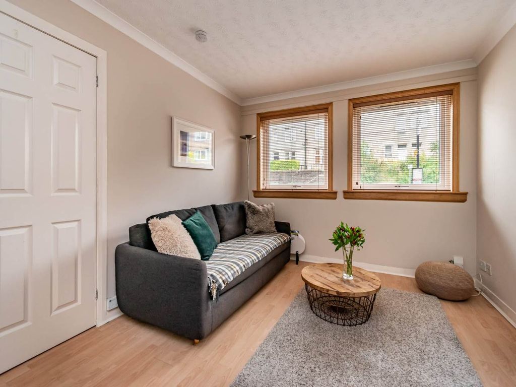 Property photo 2 of 10 65911_4-1-Craighousegardens-003