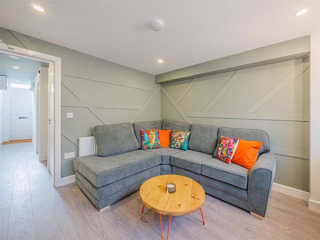 Property photo 2 of 65 P1260561-Hdr.Jpg