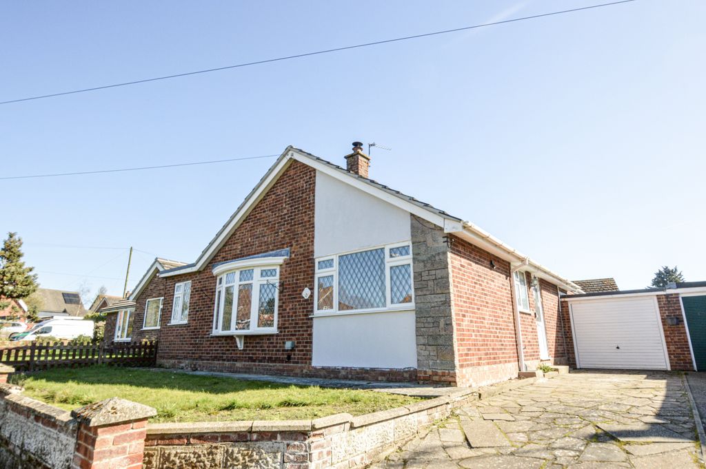 Property photo 1 of 12 12-Dsc_1030