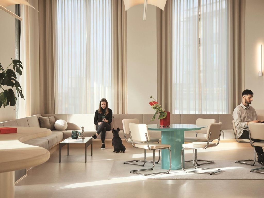 Property photo 2 of 6 Lounge.Jpg