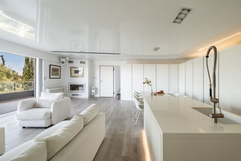 Property photo 2 of 29