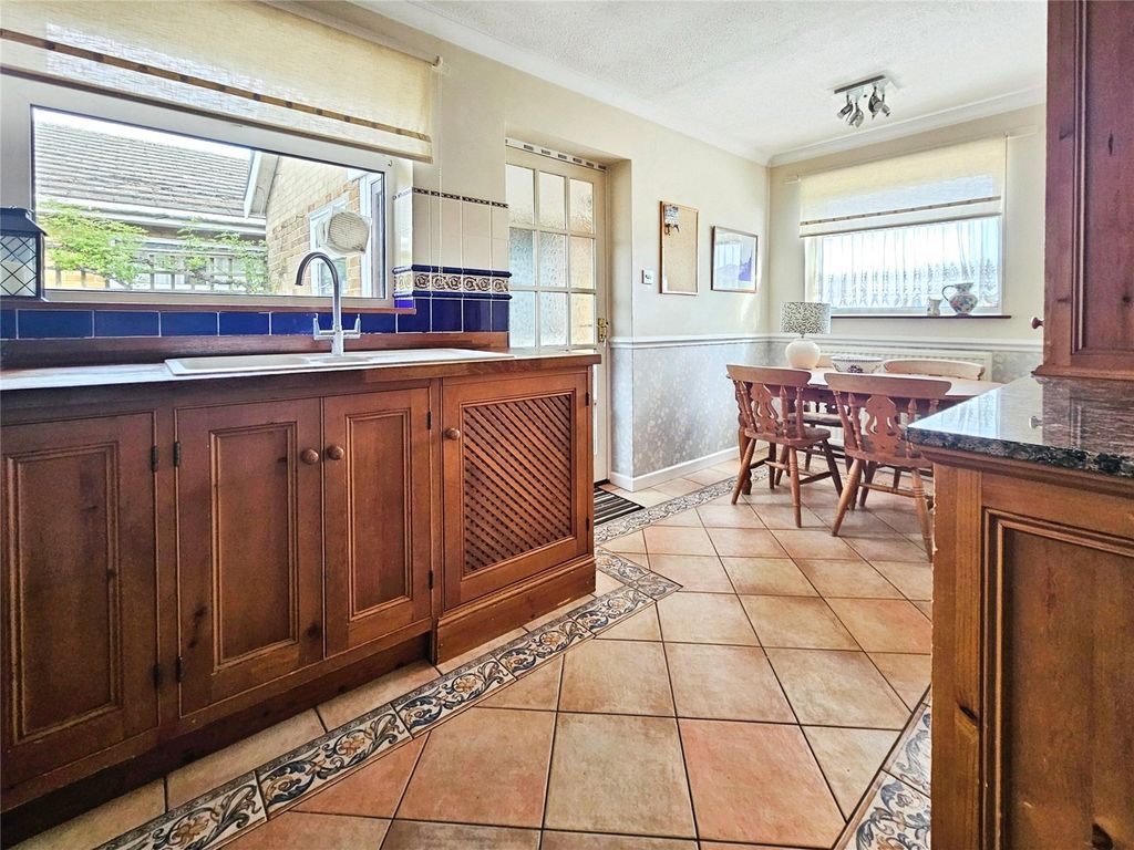 Property photo 3 of 18 Picture No. 05