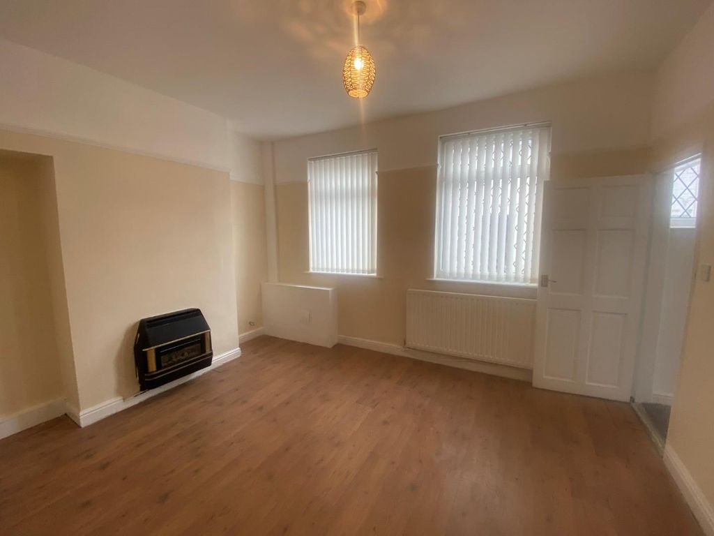 Property photo 3 of 8 7.Jpg