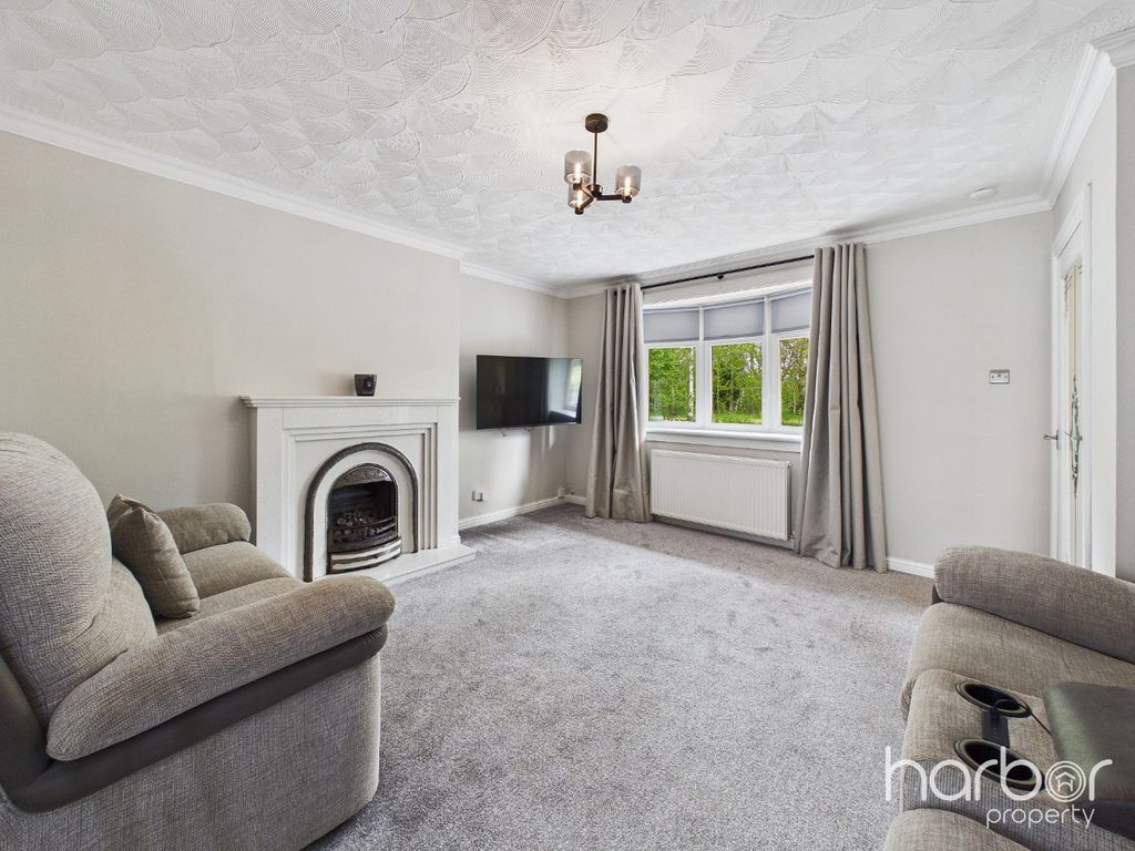 Property photo 2 of 15 5159834