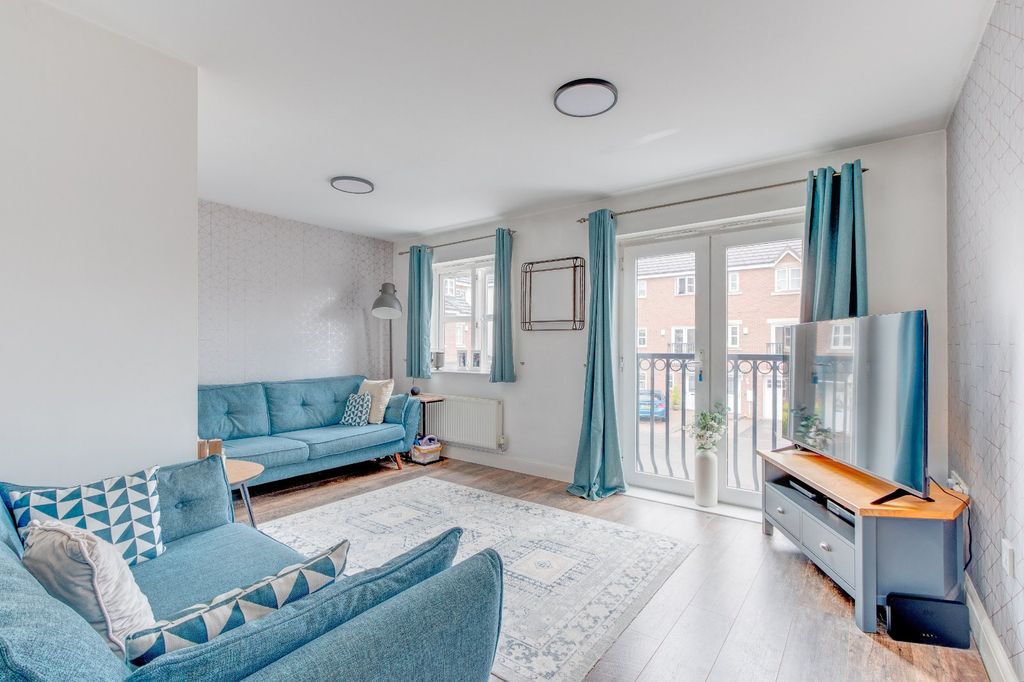 Property photo 2 of 18 Picture No. 07