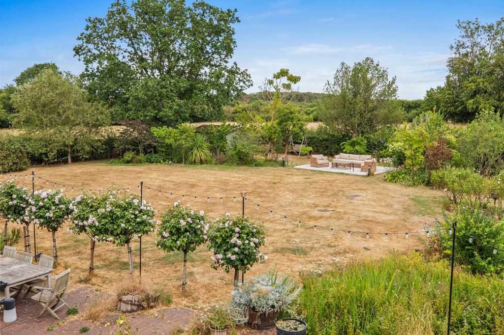 Property photo 3 of 22