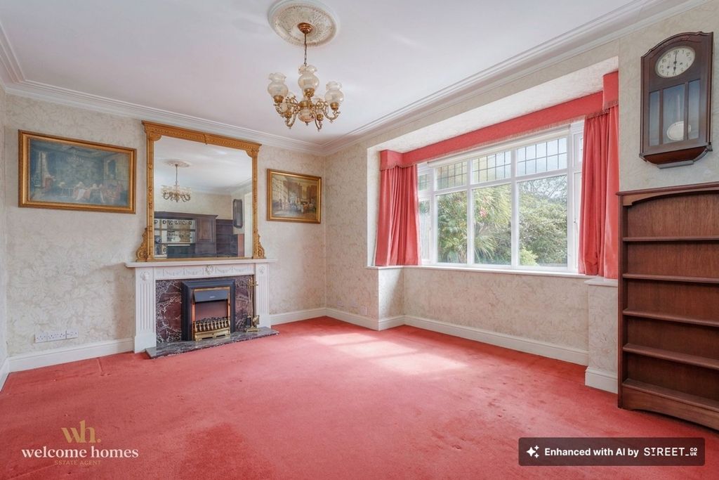 Property photo 3 of 28