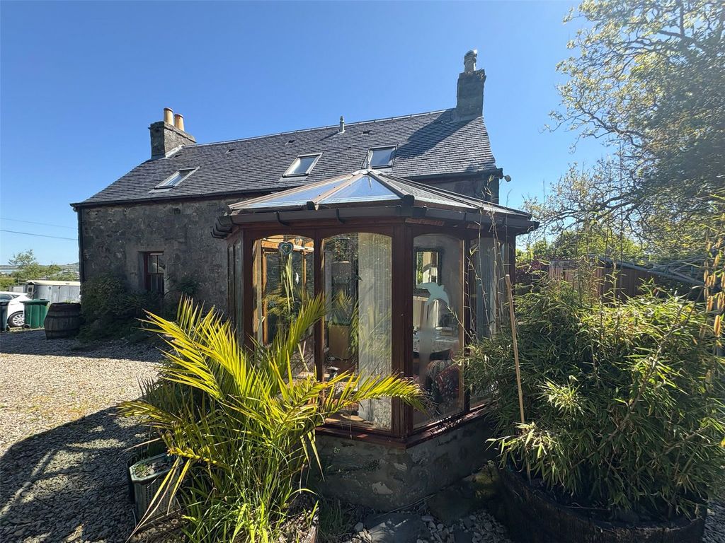 Property photo 2 of 21 Picture No. 03