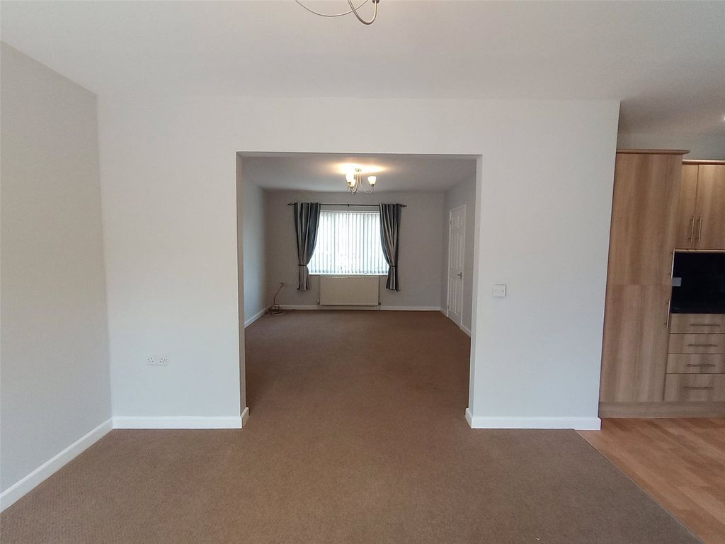 Additional image 5 of 3 bed semi-detached house to rentHubberston Court, Hubberston, Milford Haven SA73