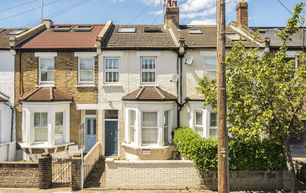 Property photo 1 of 7