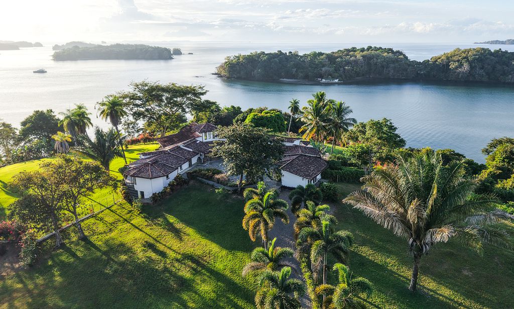 Property photo 2 of 68