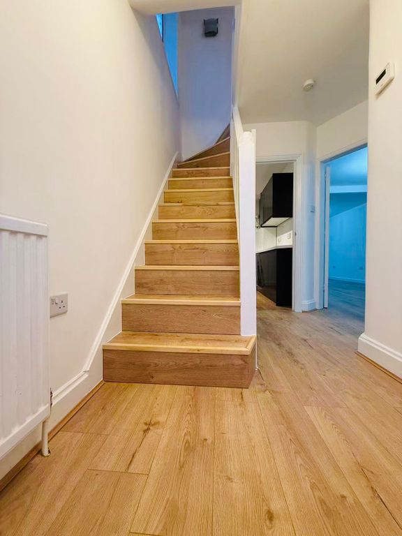 Property photo 1 of 3