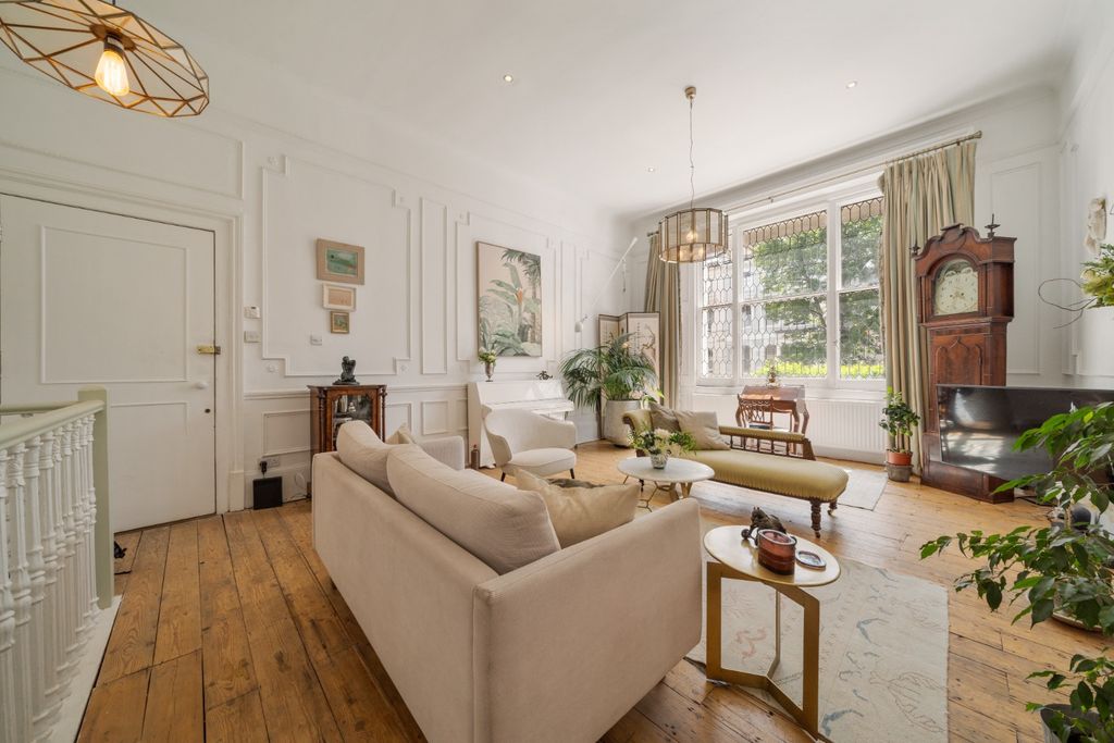 Property photo 1 of 11 4386150