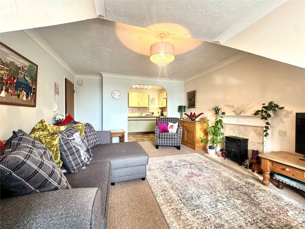 Property photo 2 of 13 Picture No. 25