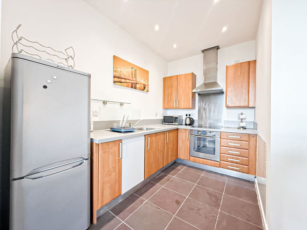 Property photo 2 of 9 Photo 5