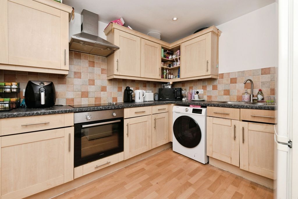 Property photo 2 of 5 Pbox-Img.Jpg