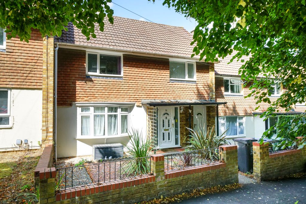 Property photo 1 of 12 56-Lyne-Way-1001