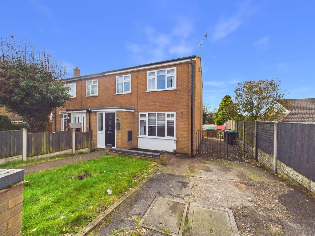 Property photo 1 of 18 Front