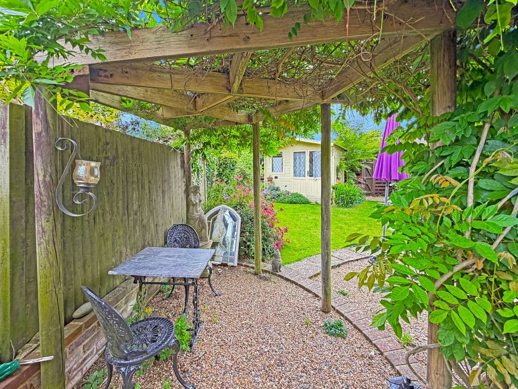 Property photo 3 of 12