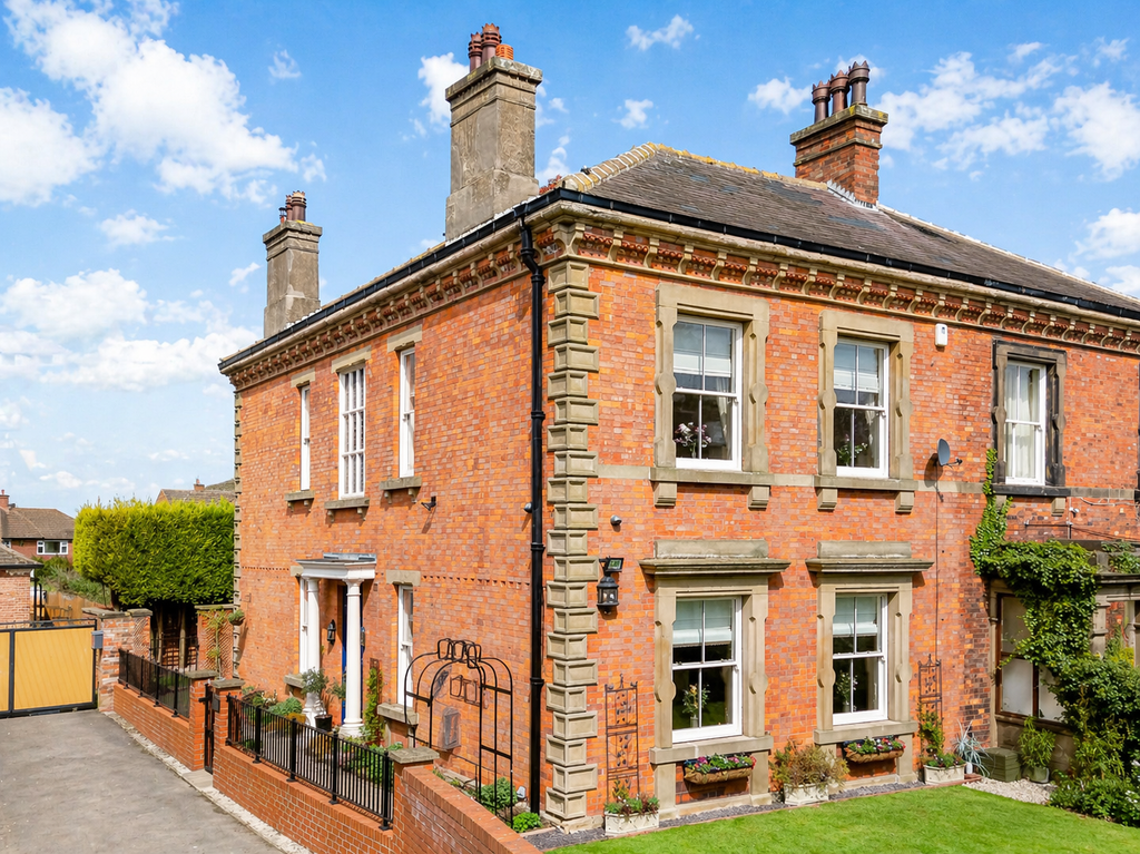 Property photo 1 of 31