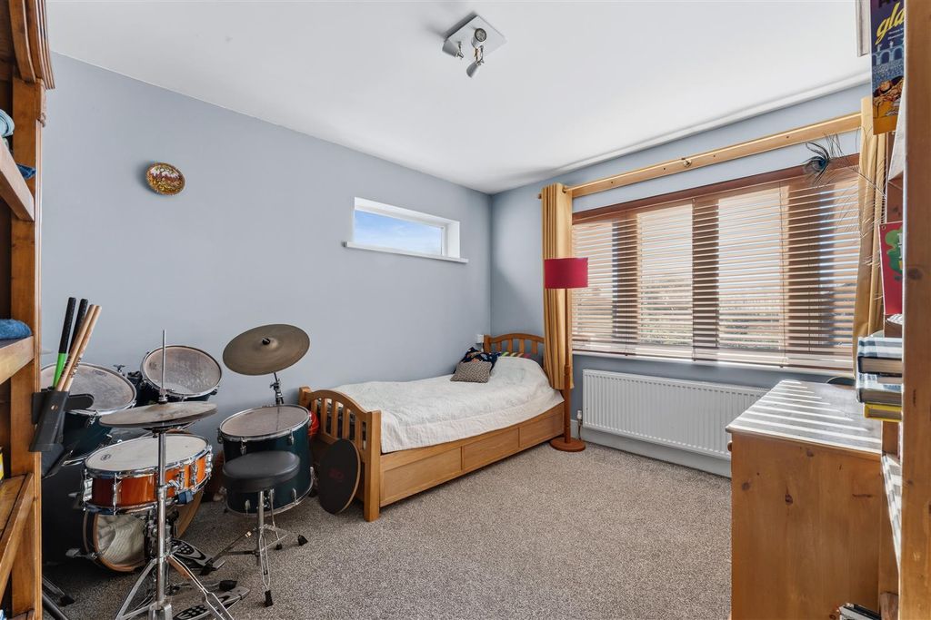 Additional image 12 of 3 bed detached bungalow for saleNN15, The Crescent, Kettering