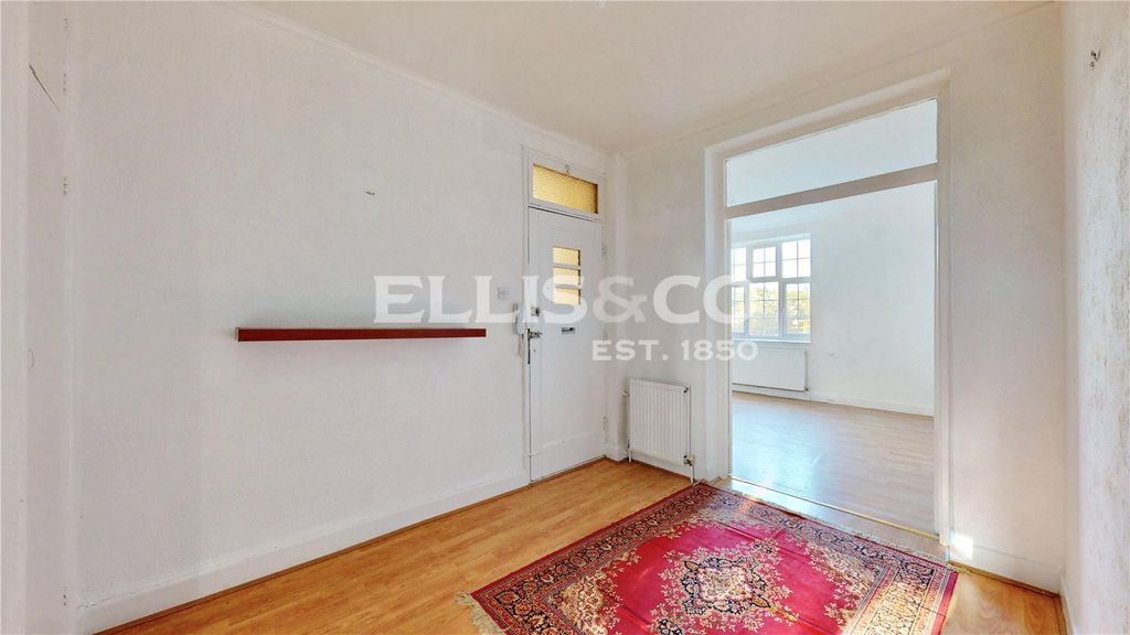 Property photo 2 of 17 Picture No. 12