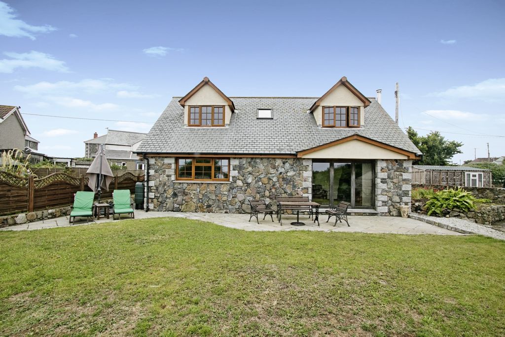 Property photo 1 of 22 Rear View