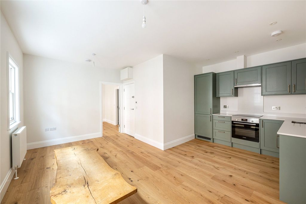 Property photo 1 of 6 Living Space