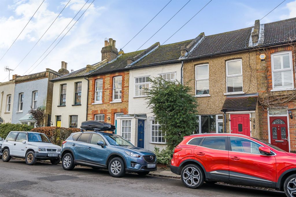 Property photo 1 of 13