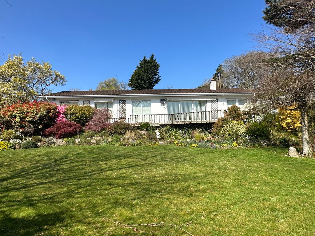 Property photo 3 of 21 Photo 3