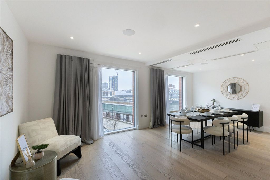 Property photo 3 of 14 Reception Room