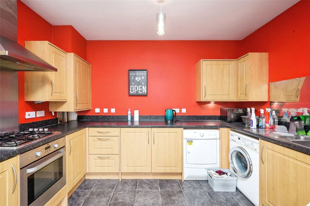 Property photo 2 of 13 Picture No. 03