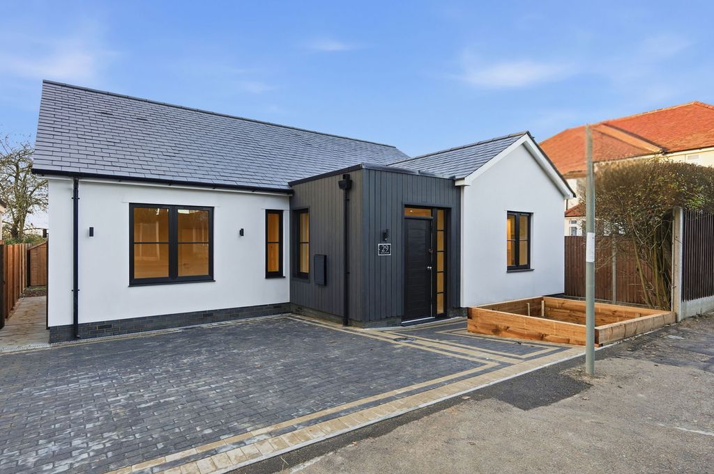 Property photo 2 of 22