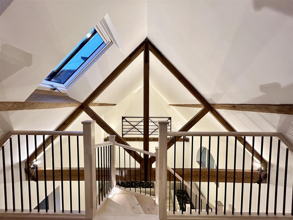 Property photo 3 of 20 Img_5422.Jpg