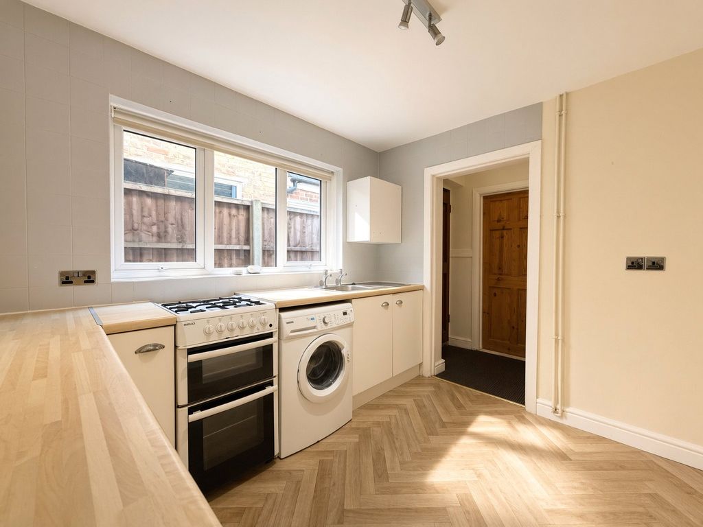 Property photo 2 of 10 Picture No. 23