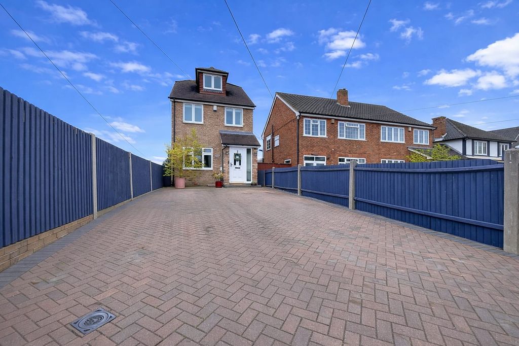 Property photo 1 of 22