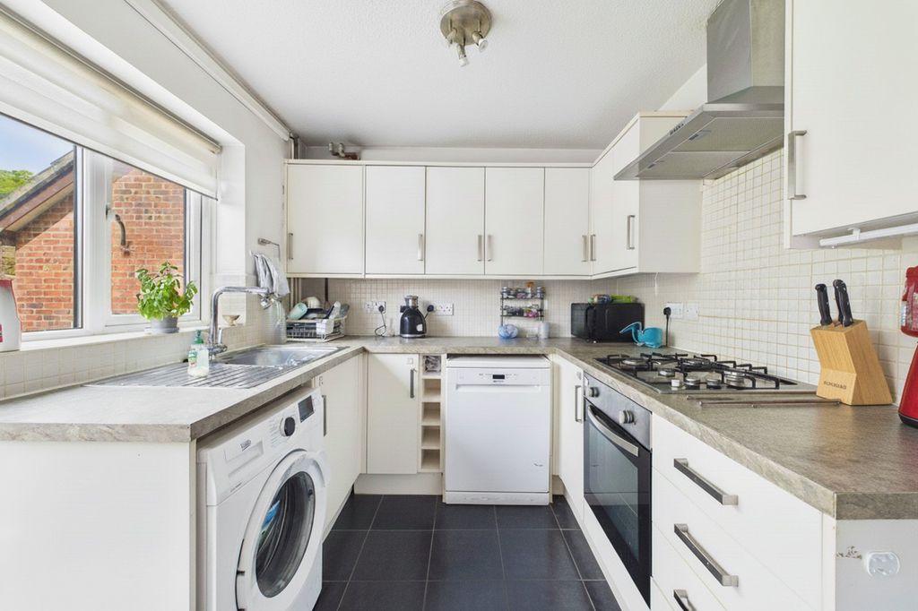 Property photo 2 of 11 Picture No. 01