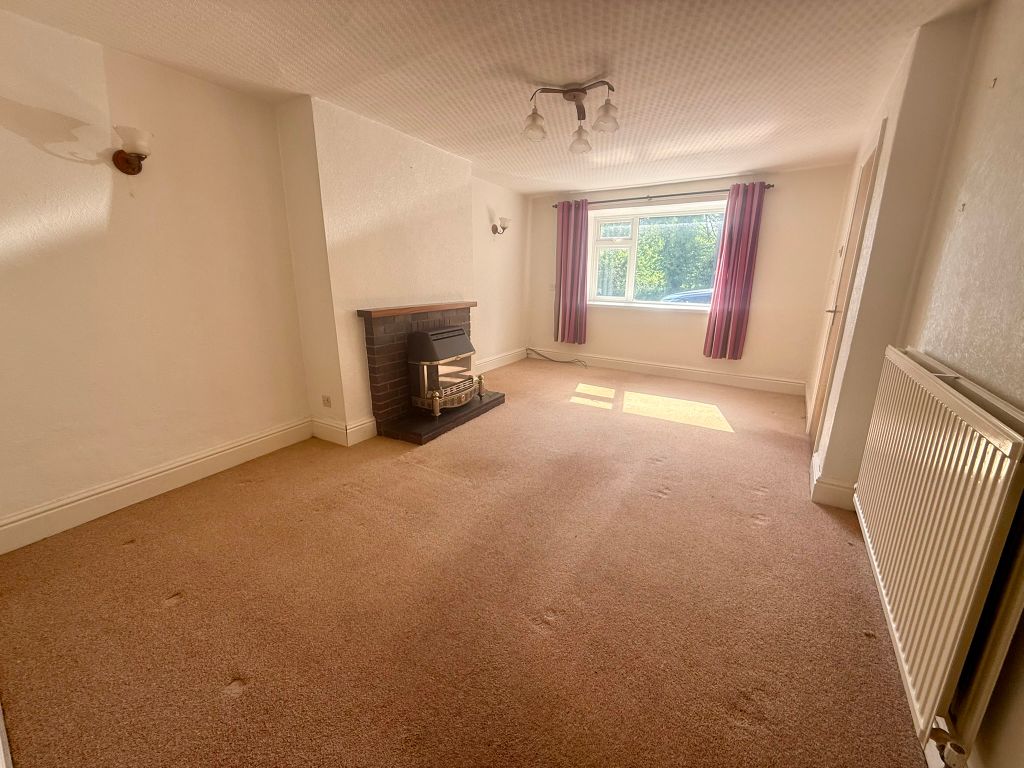 Property photo 2 of 33