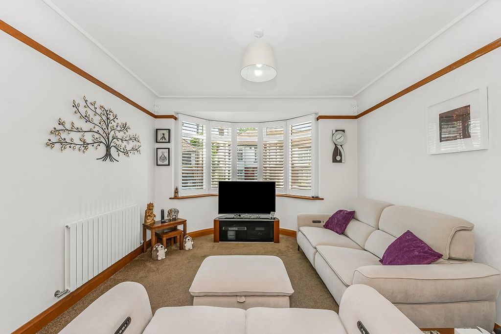Property photo 3 of 22