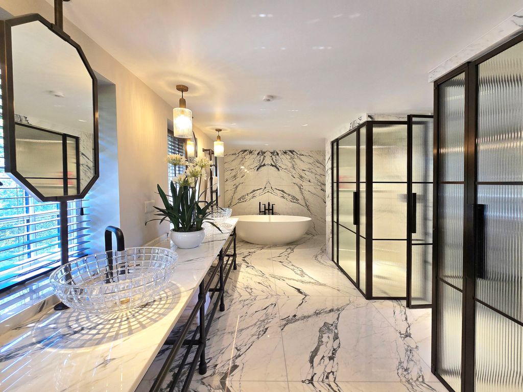 Additional image 17 of 8 bed detached house for saleChequers Green, Lymington SO41