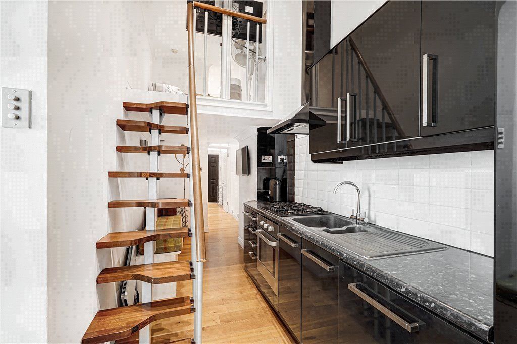 Property photo 1 of 16 Picture No. 12