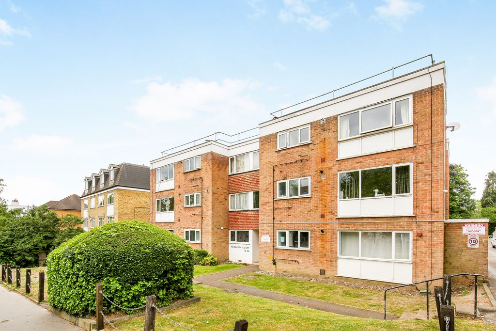 Property photo 1 of 16 1696606705 - 24 Fairhaven Court, Warham Road, Cr2