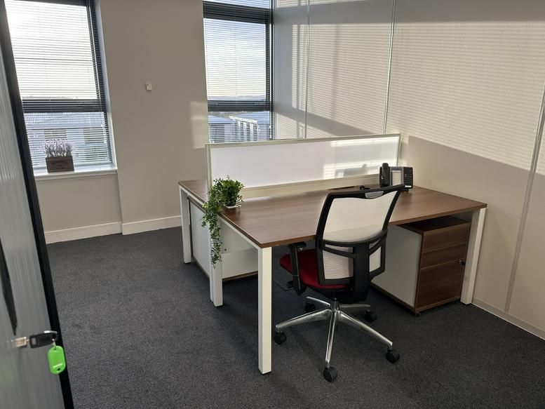 Property photo 3 of 31