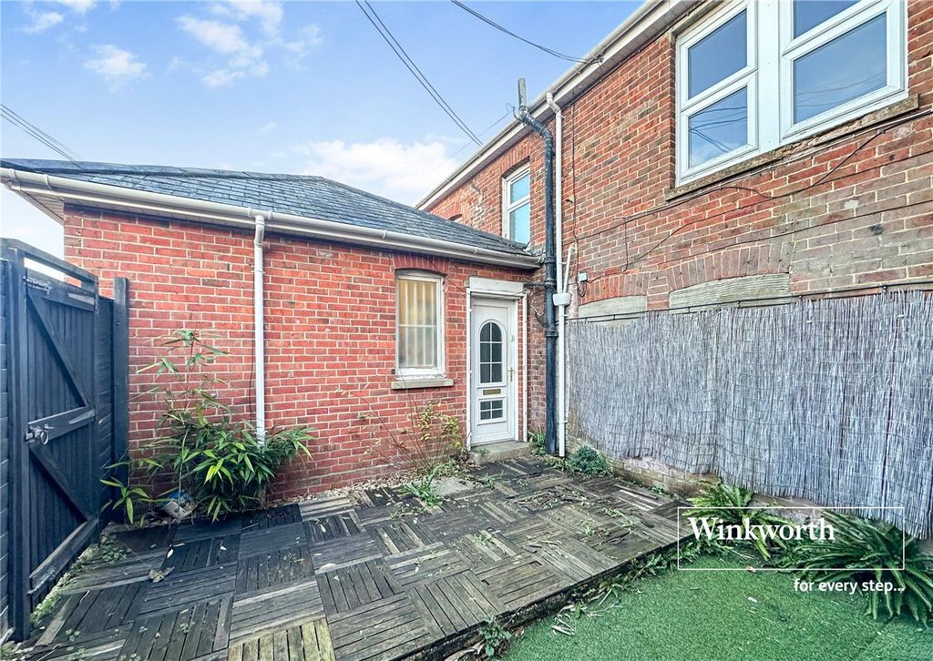 Property photo 1 of 10 Picture No. 01