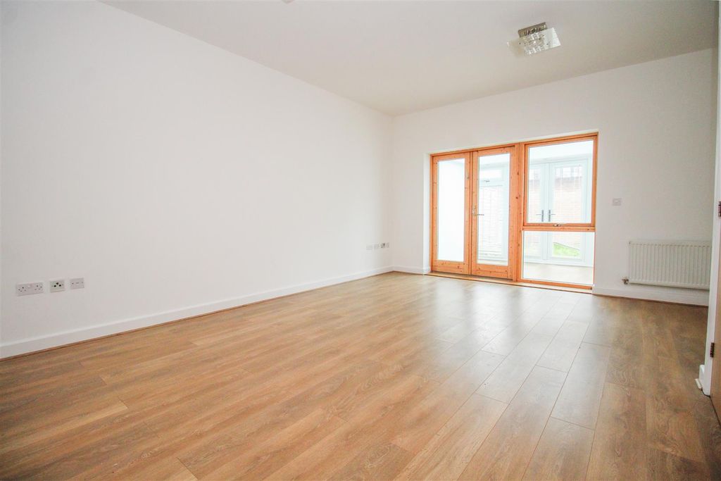 Property photo 2 of 15 Img_7334.Jpg