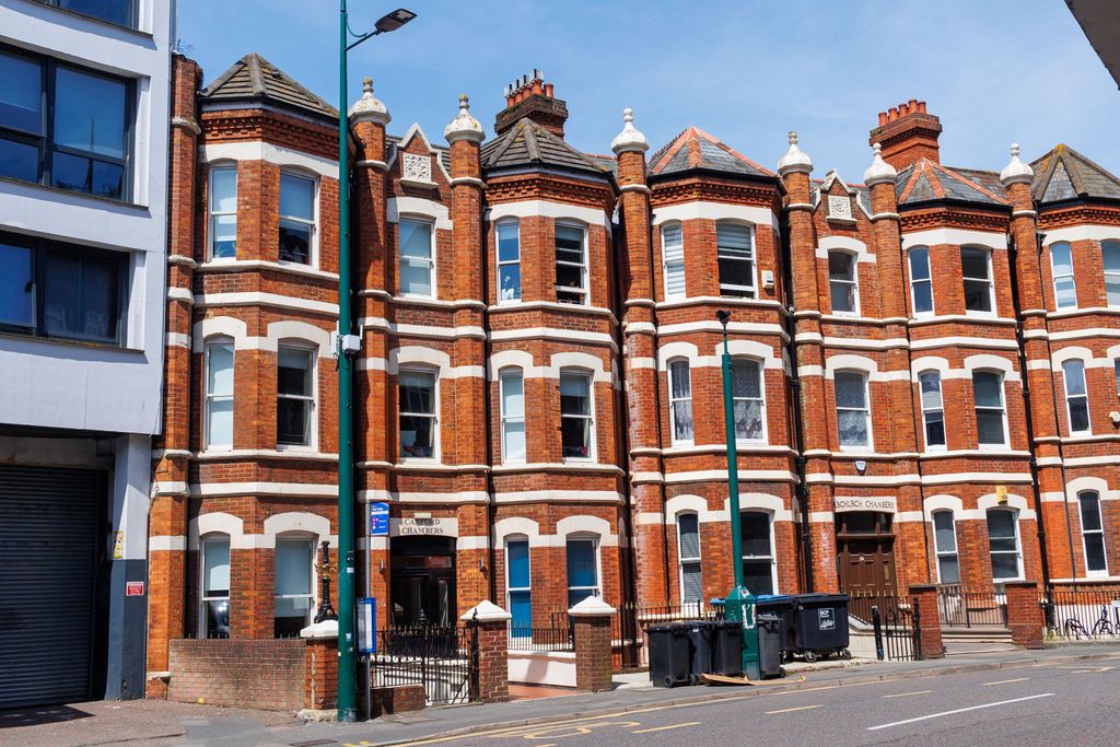 Property photo 1 of 11 R6M_6941-Edit